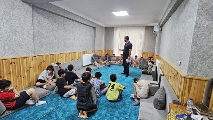 EVDE KARAKTER EĞİTİMİ DERS GRUPLARI YENİ DÖNEME BAŞLADI