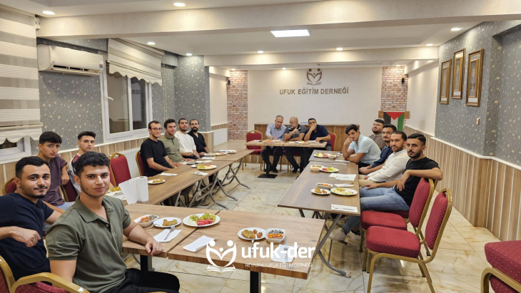 Üniversite Öğrencilerimizle Oturum